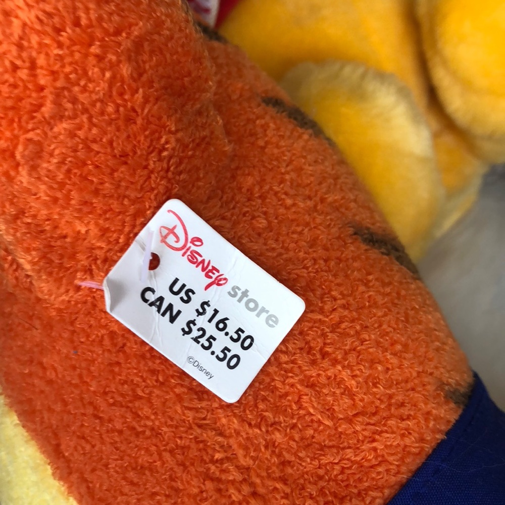 Disney Bundle - Picture 4 of 5